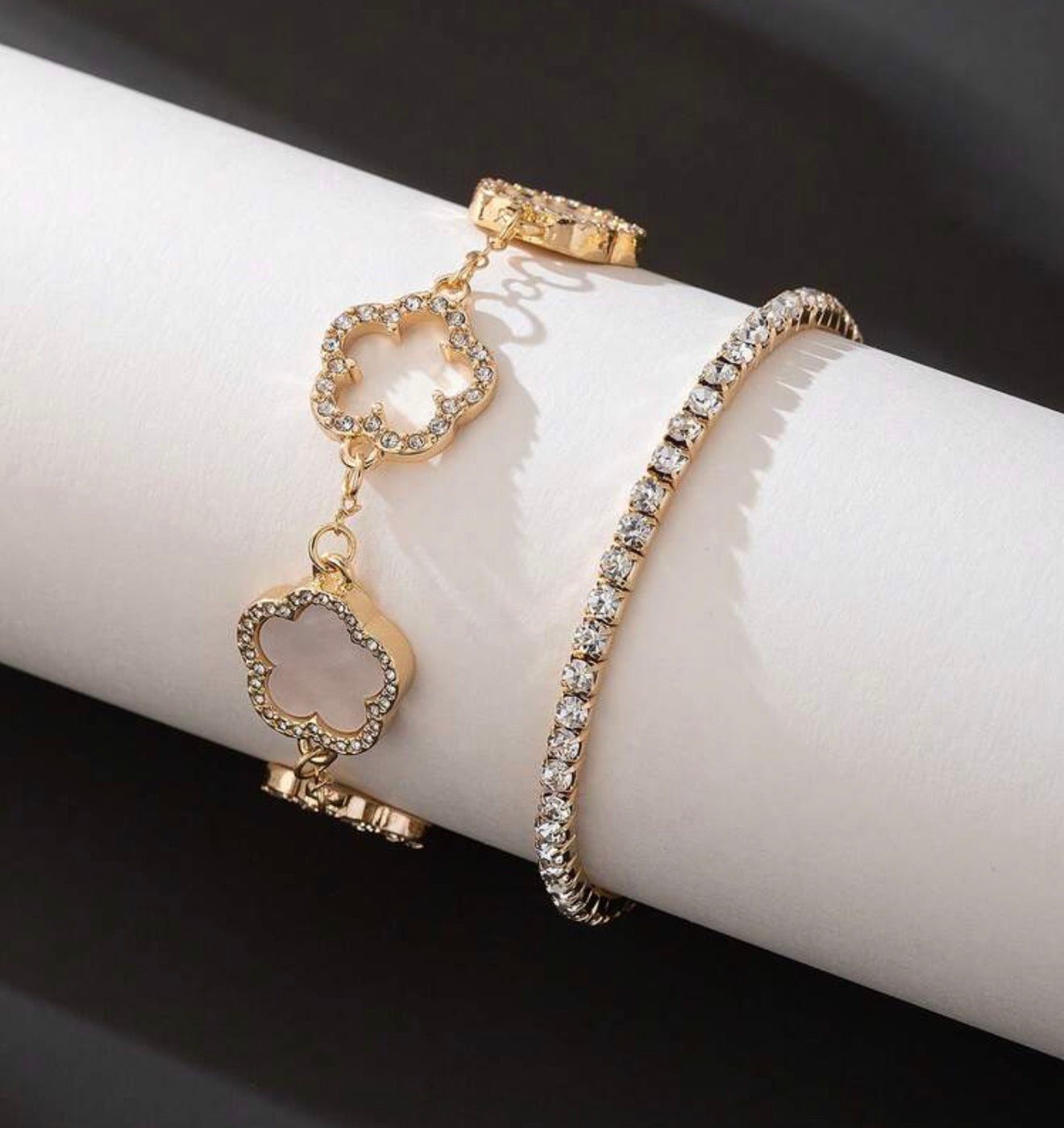 Blushing Clover Bracelet Set