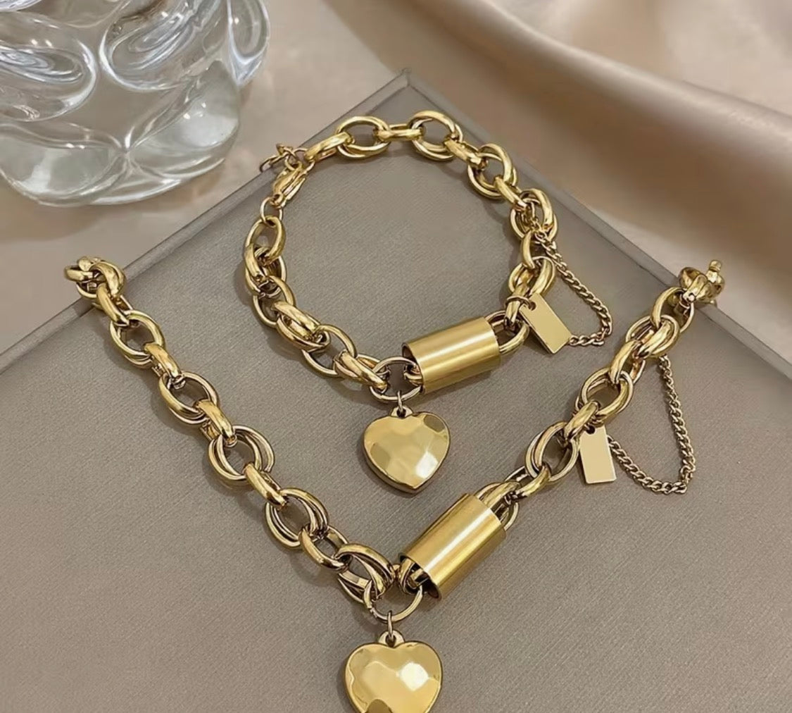 Bound by love Gold